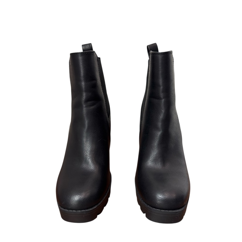 MIA Zarah Lug Sole Pull-On Black Platform Ankle Boots